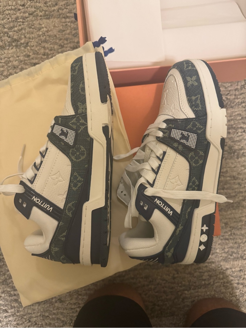 Louis Vuitton White & Navy Monogram Runner Sneakers - Picture 3 of 6